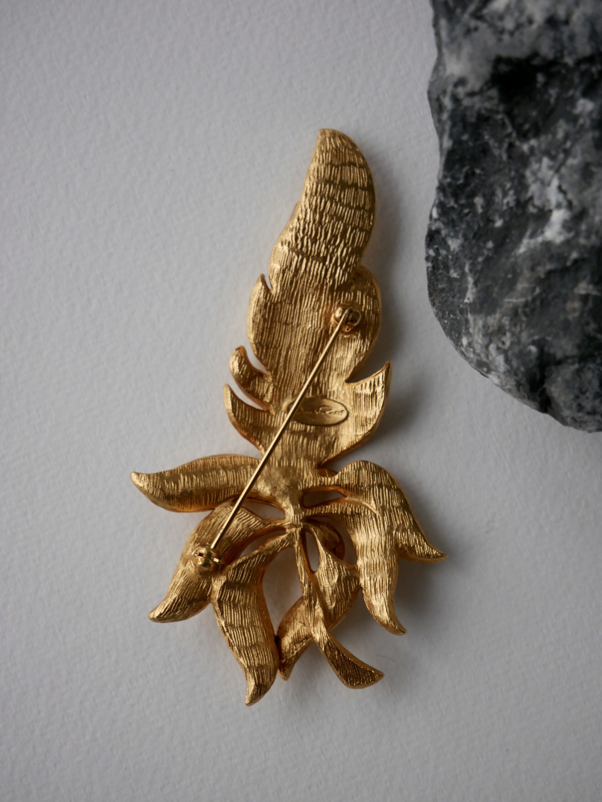 Вінтажна брошка Oscar de la Renta - Зображення 6